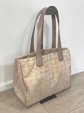 CHANEL Travel Line Vintage Tote y2k 2005 Beige bag w/ CoA Canvas / Leather